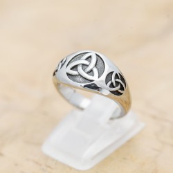 Keltischer Knoten Ring,15STR69